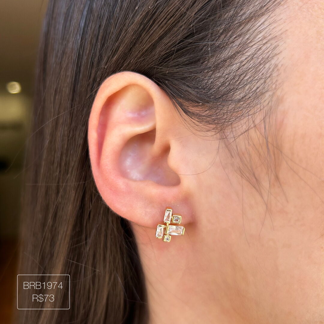 Brinco 3 Baguetes + 2 Carrés Cristal Dourado